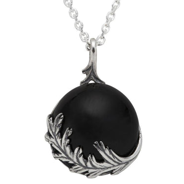 00045522 C W Sellors Sterling Silver Whitby Jet Acanthus Leaf Round Necklace. P2027